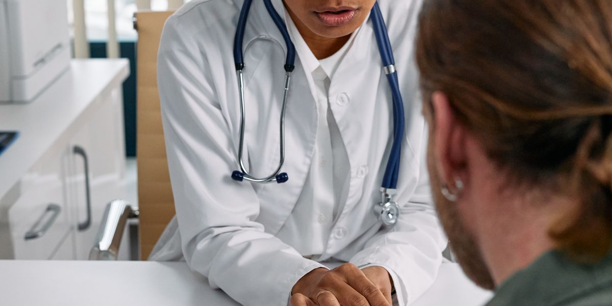 Blutungen in der Perimenopause: Was normal ist und wann du nicht abwarten darfst