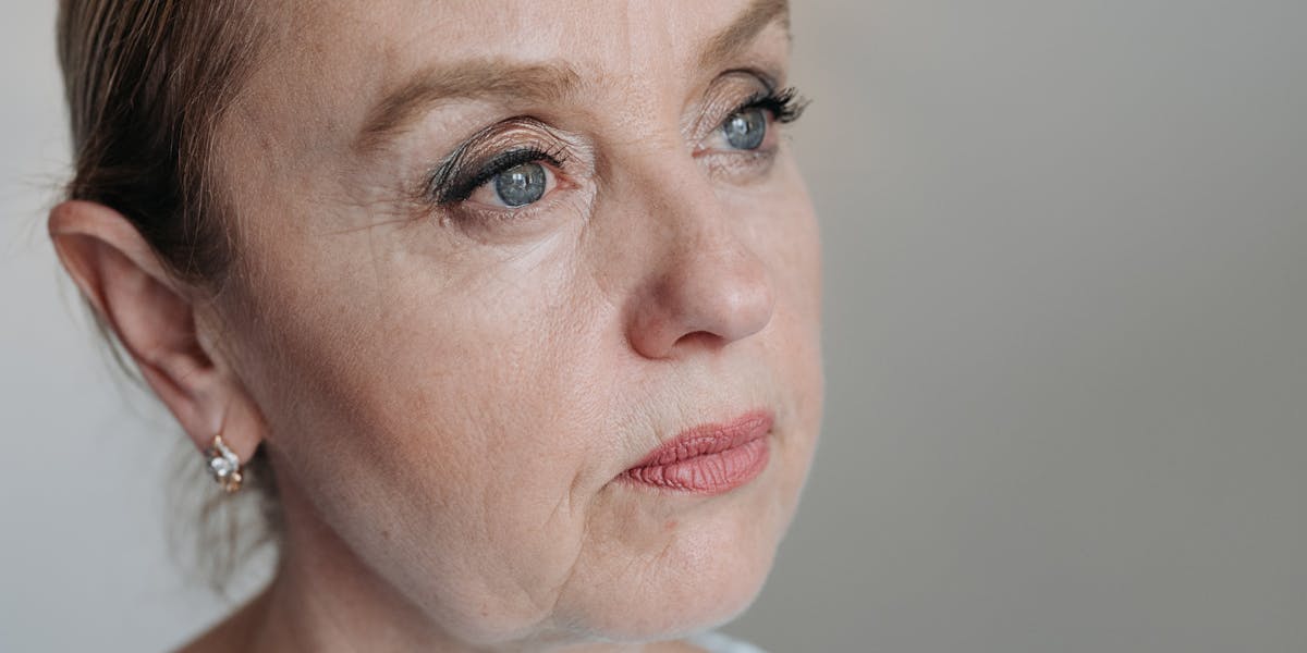 Perimenopause: Wie der Körper drei bis zehn Jahre vor der letzten Periode anfängt zu funken
